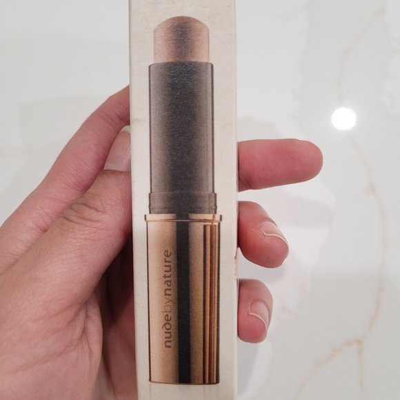 Nude By Nature TOUCH OF GLOW HIGHLIGHT STICK IN 03 BRONZE - Picture 8 of 12